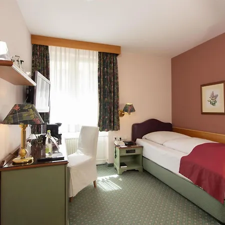 Western Premier Rebstock Отель 4*