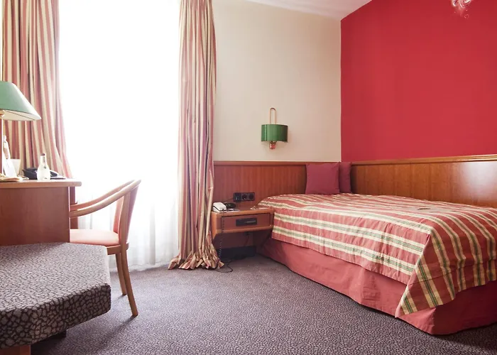 فندق Western Premier Rebstock 4*