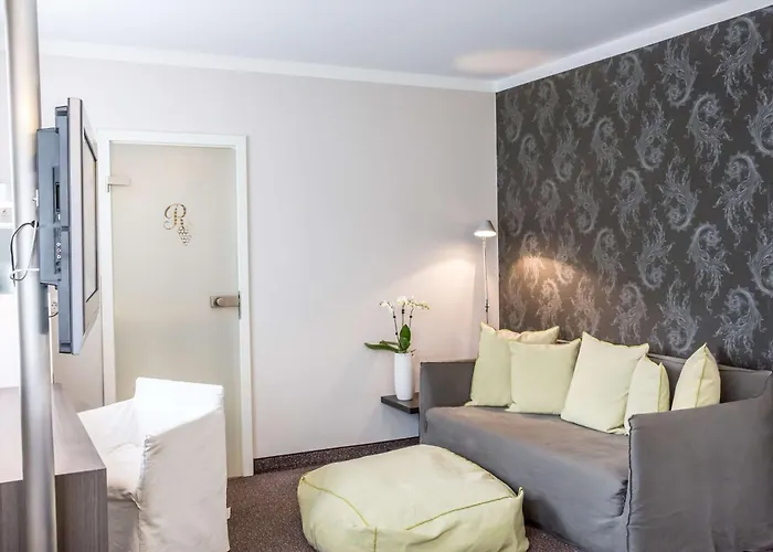 فندق Western Premier Rebstock 4*