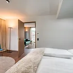 Hotel Western Premier Rebstock 4*