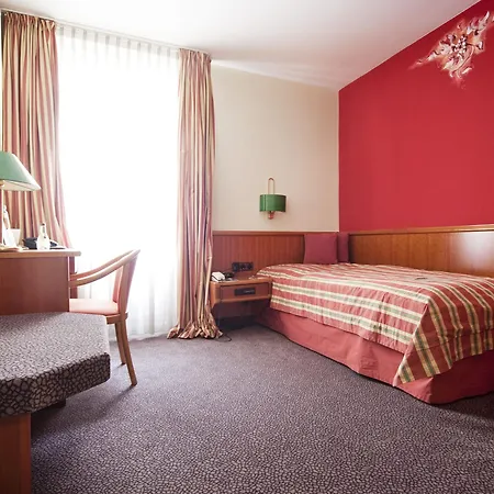 Hotel Western Premier Rebstock 4*